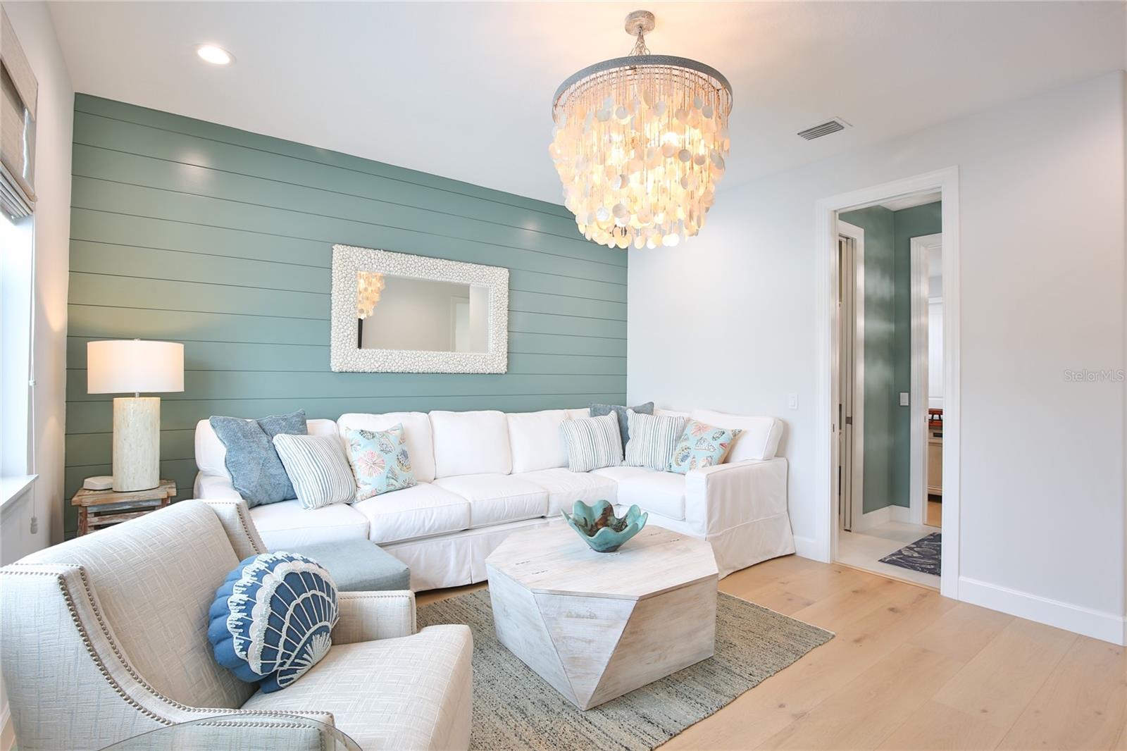 SARASOTA BEACH - Residential