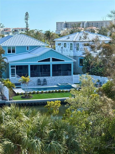 262 ISLAND CIRCLE SARASOTA FL 34242