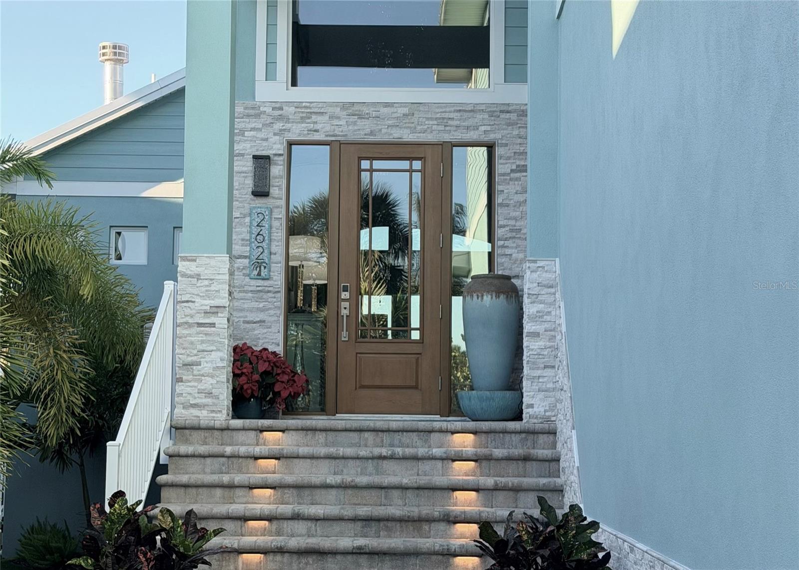 SARASOTA BEACH - Residential