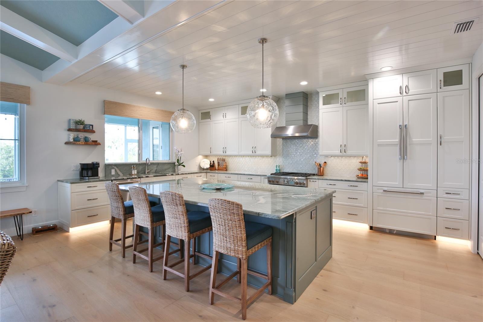 SARASOTA BEACH - Residential