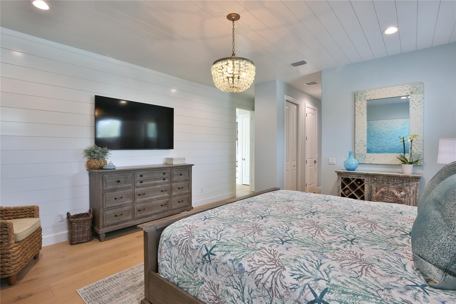 SARASOTA BEACH - Residential