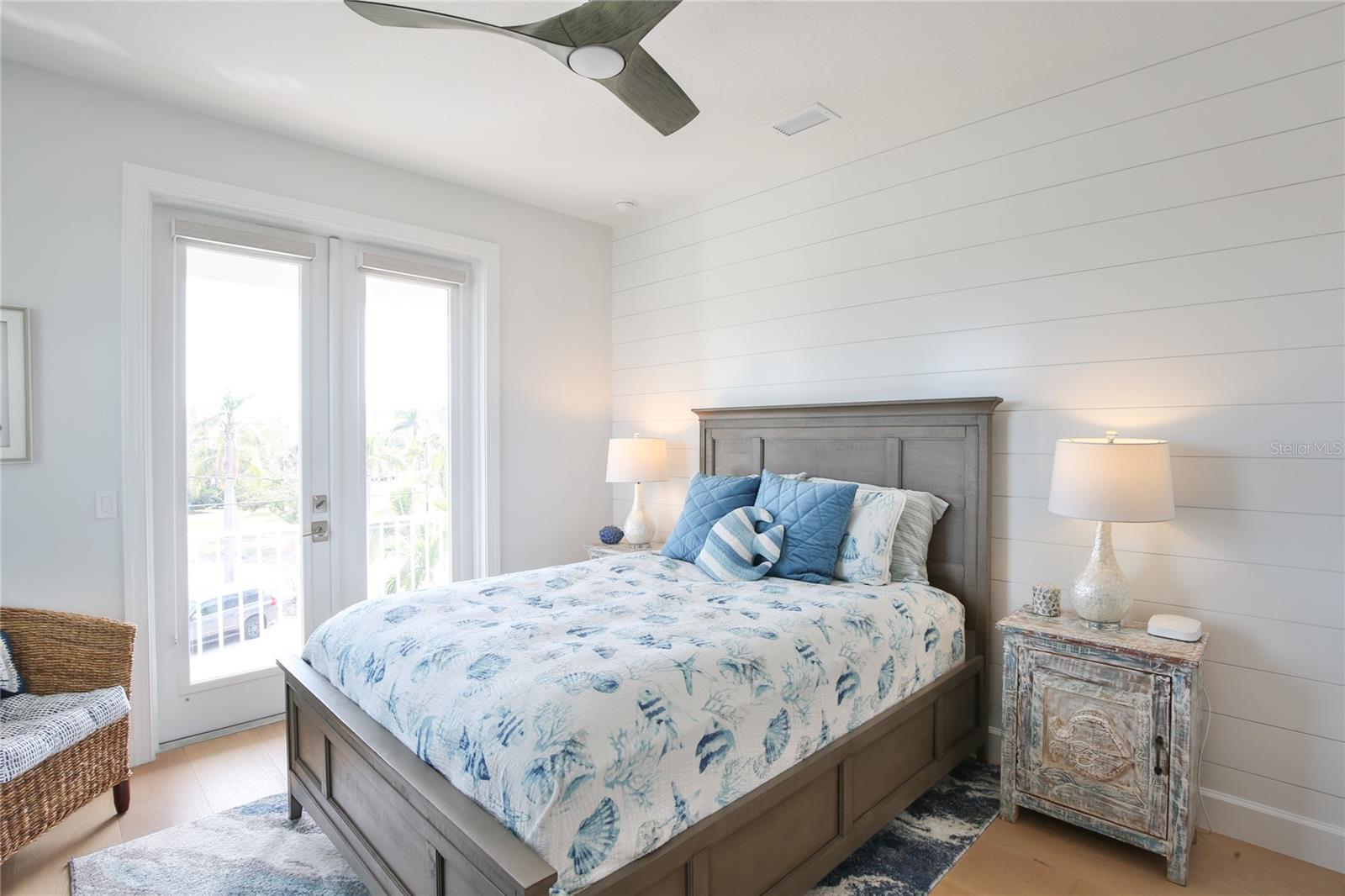 SARASOTA BEACH - Residential