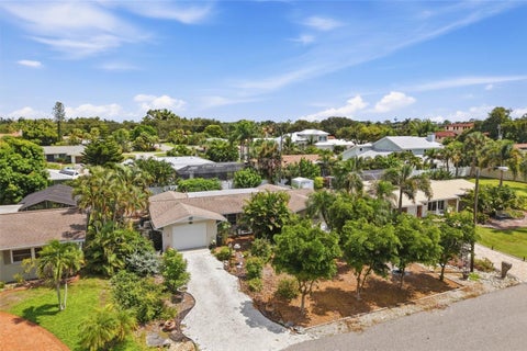 Photo of 437 Beach Park Boulevard, Venice, FL 34285 (MLS # A4705746)