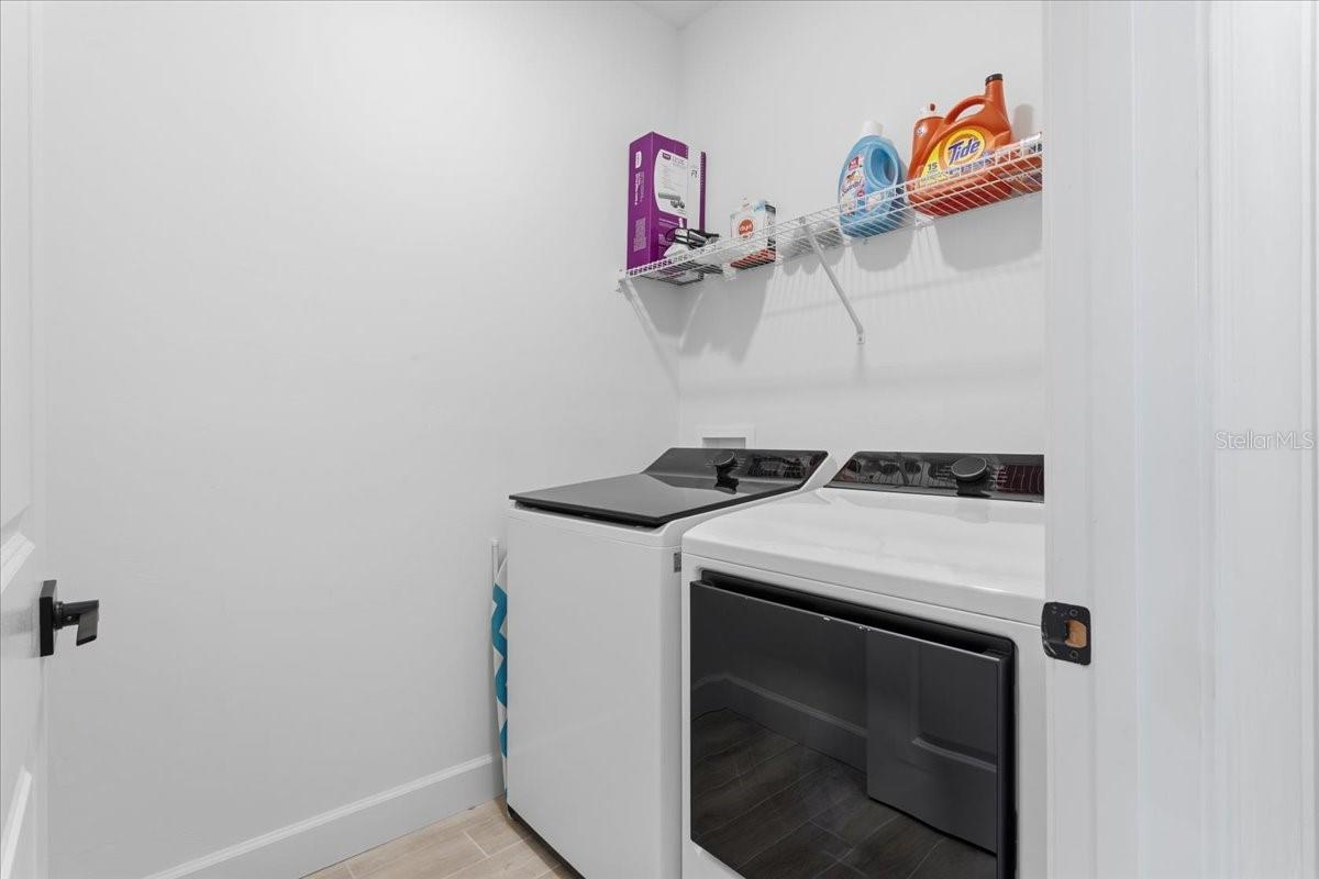 GRAND OAKS AT TOWER PH 3 PB 38 PG 70 - Residential