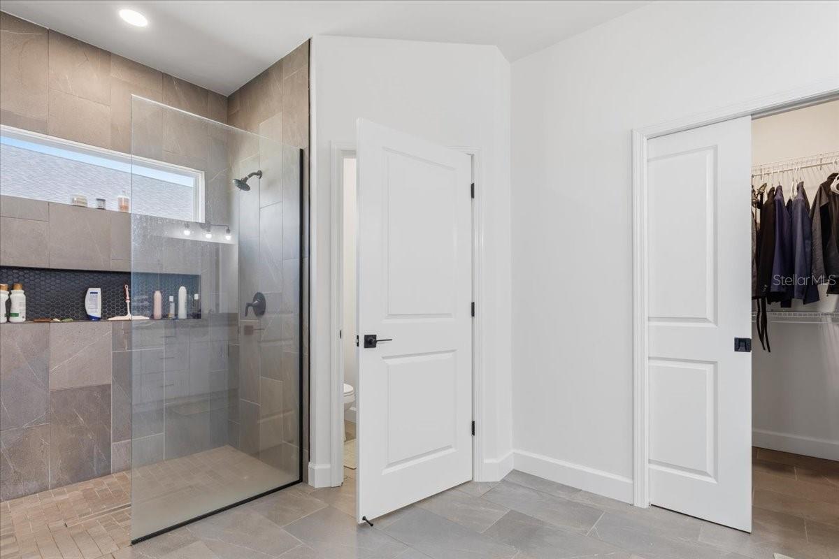 GRAND OAKS AT TOWER PH 3 PB 38 PG 70 - Residential