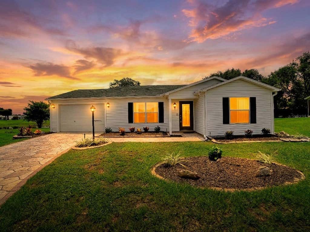 Photo of 1611 Alhambra Way, The Villages, FL 32162 (MLS # G5115379)