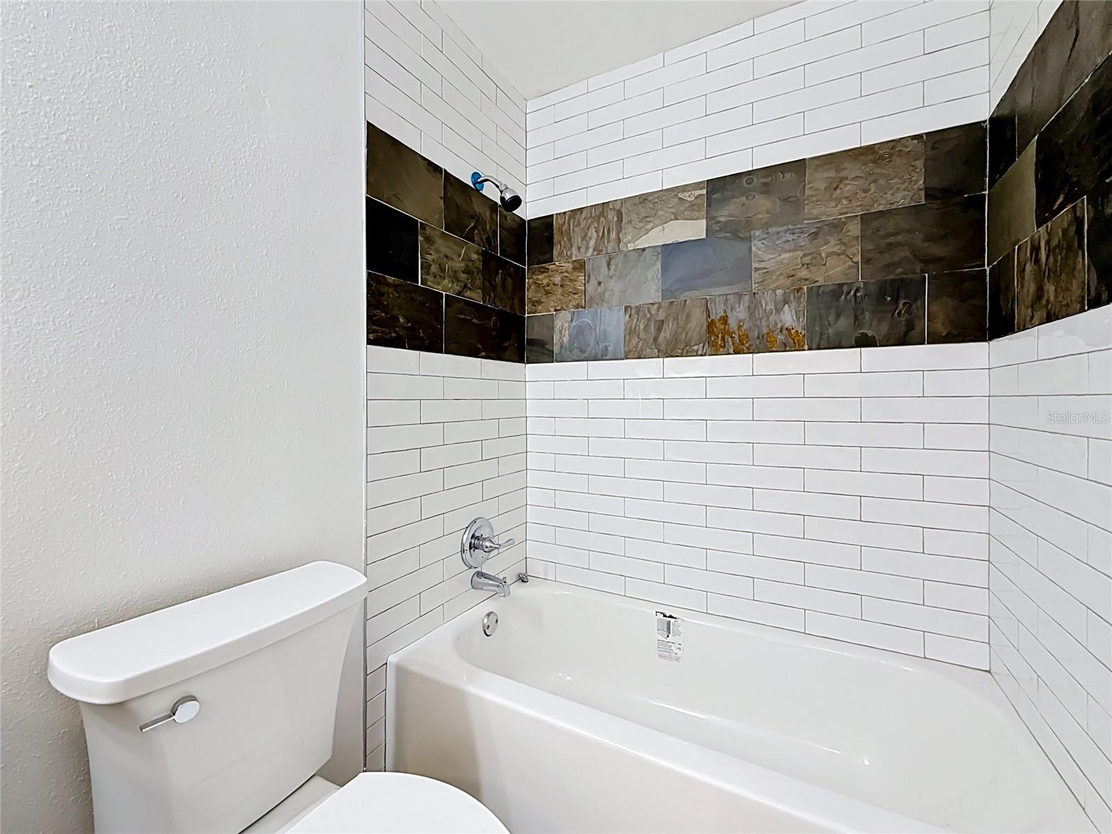 COUNTRY CLUB VILLAS CONDO - Residential