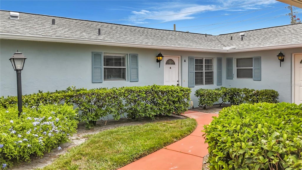 Photo of 2188 Corinne Court S #A, St Petersburg, FL 33712 (MLS # A4693469)