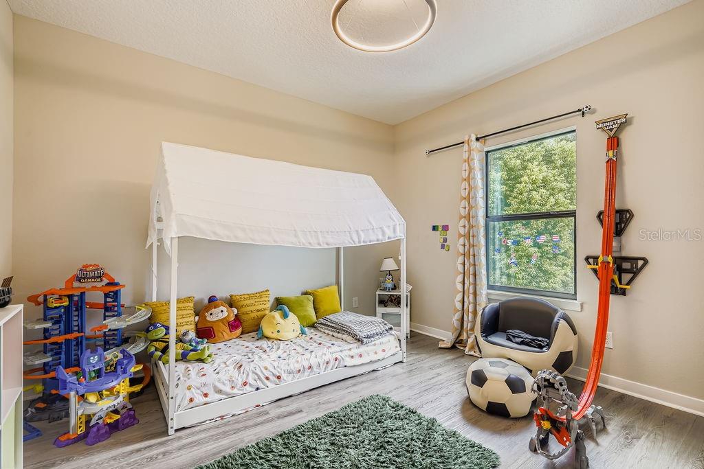 PEARL LAKE PARK - Residential