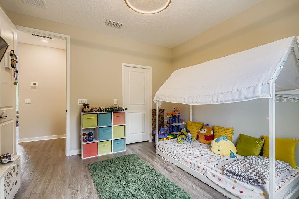 PEARL LAKE PARK - Residential