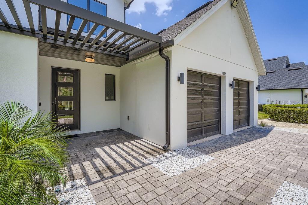 1882 LAKE PEARL DRIVE