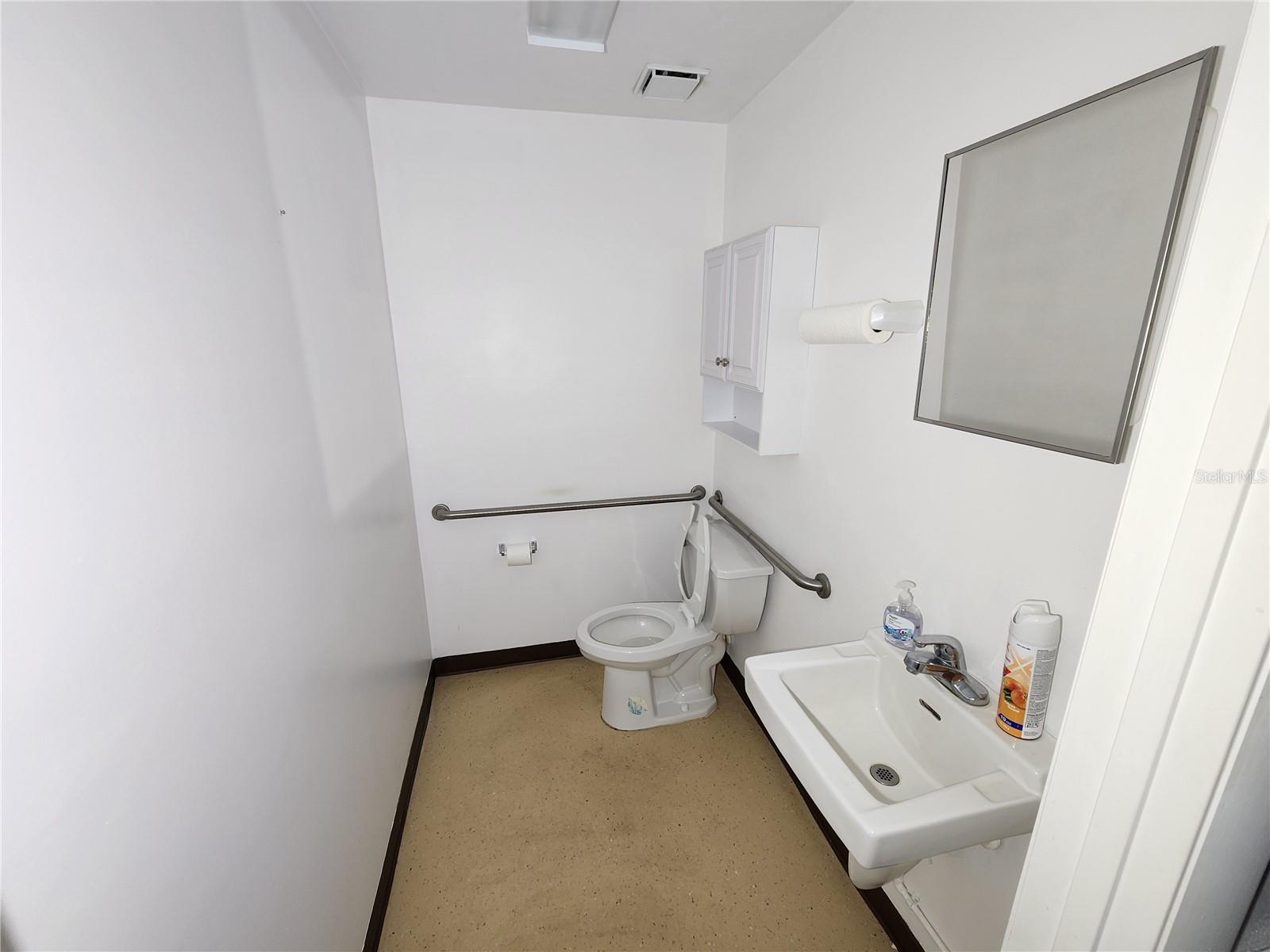 HIBISCUS CENTER CONDO - Commercial Lease