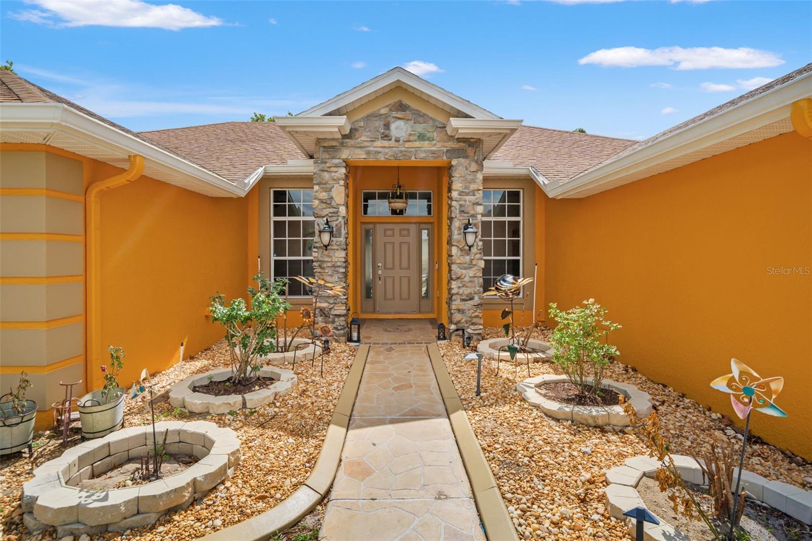 SPRING HILL - Residential