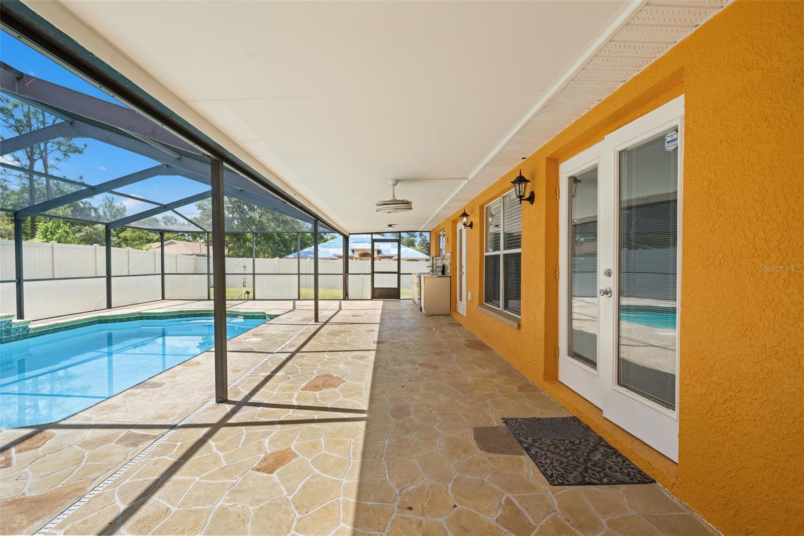 SPRING HILL - Residential