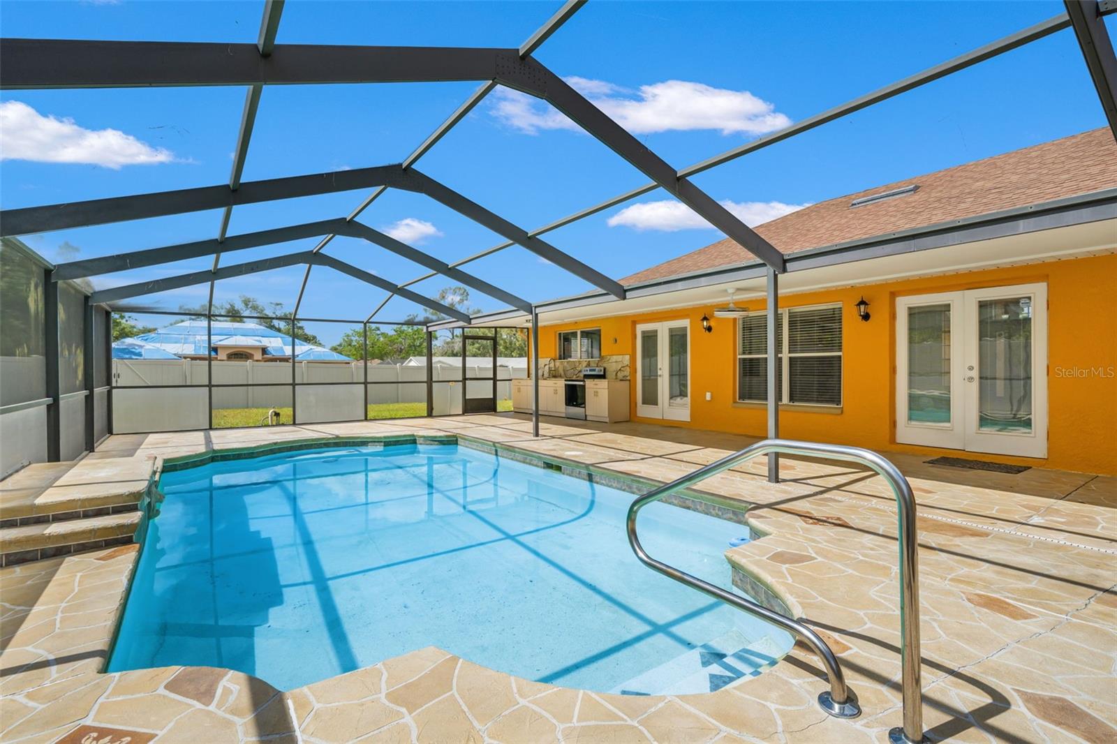 SPRING HILL - Residential