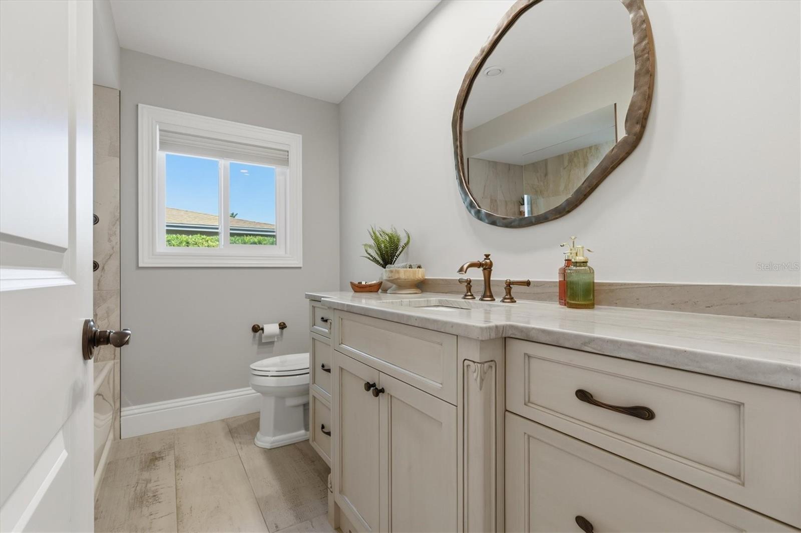 HARBOR BLUFFS SEC 5 - Residential