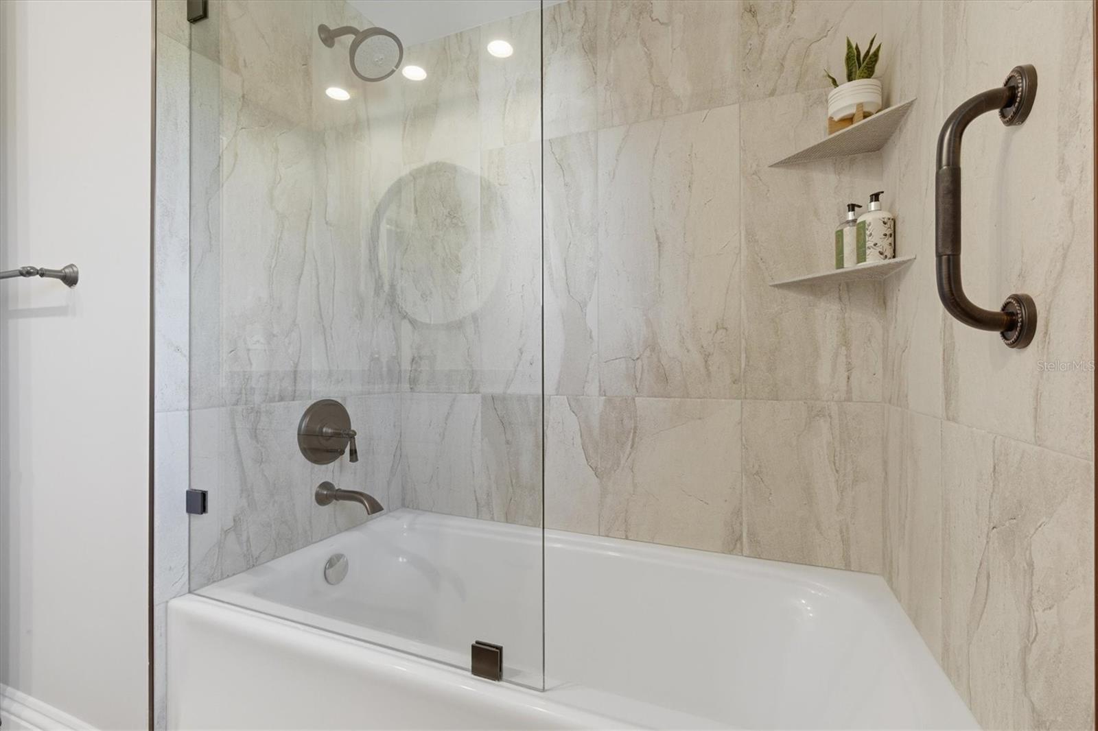 HARBOR BLUFFS SEC 5 - Residential