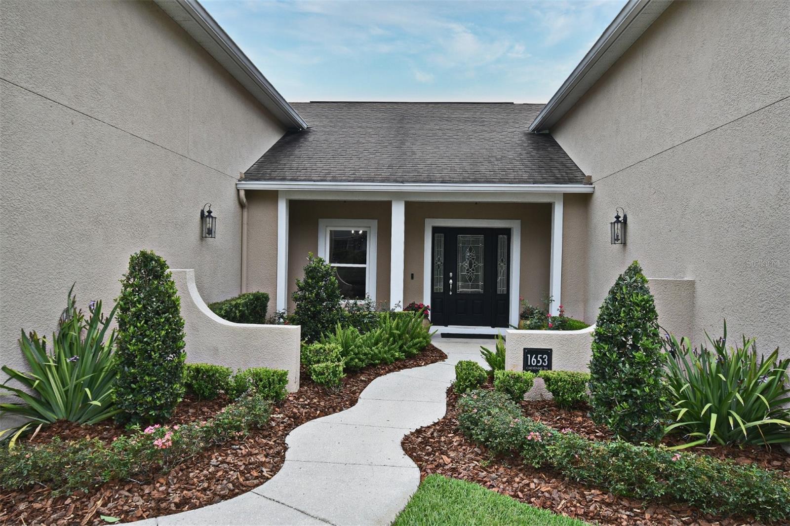 1653 CHEYENNE TRAIL
