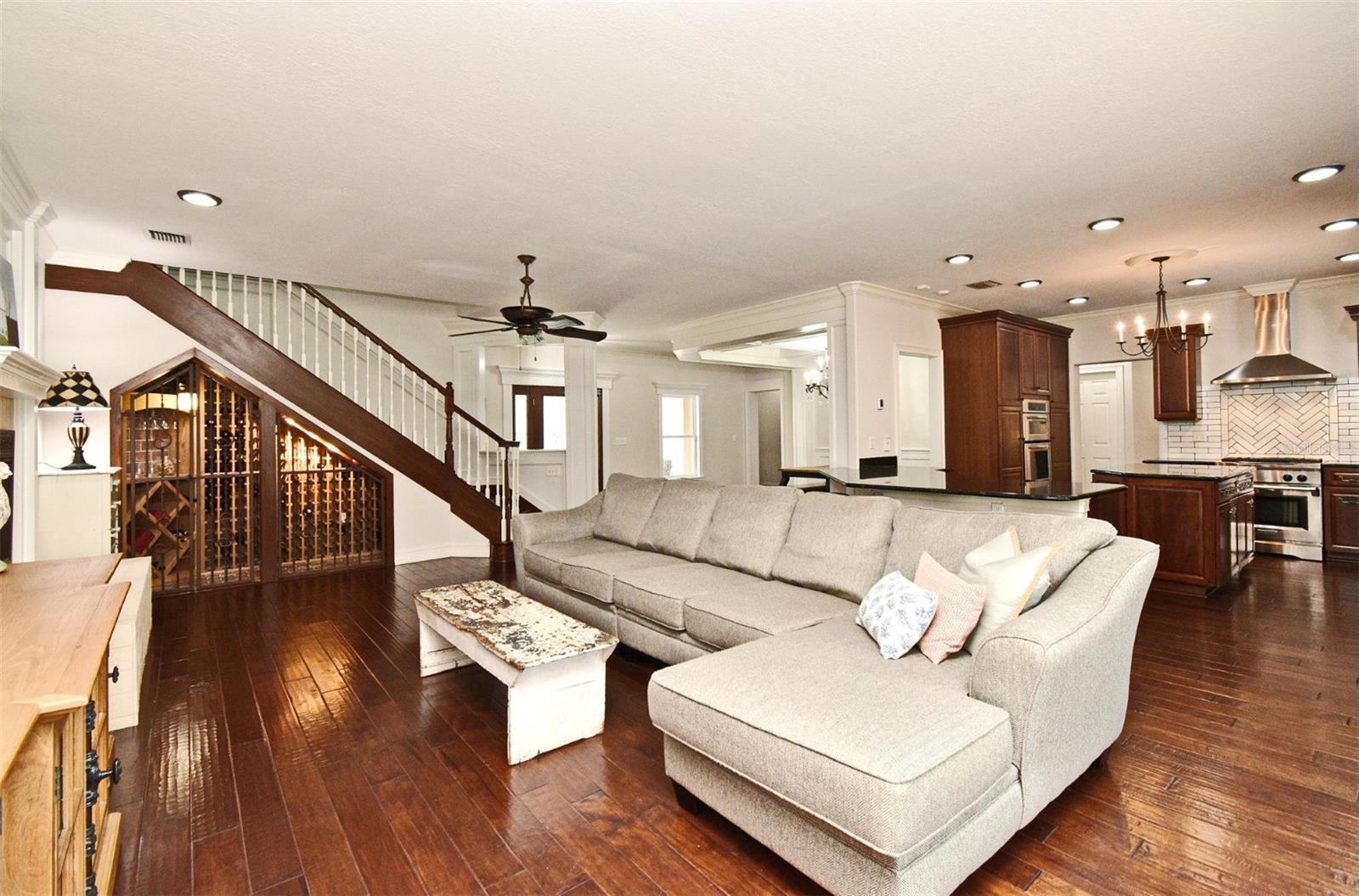 1653 CHEYENNE TRAIL