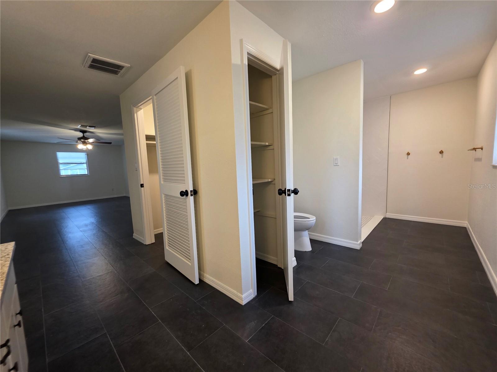 CITY ZEPHYRHILLS - Residential Lease