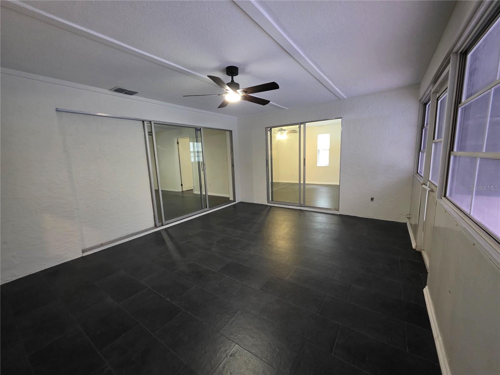 CITY ZEPHYRHILLS - Residential Lease