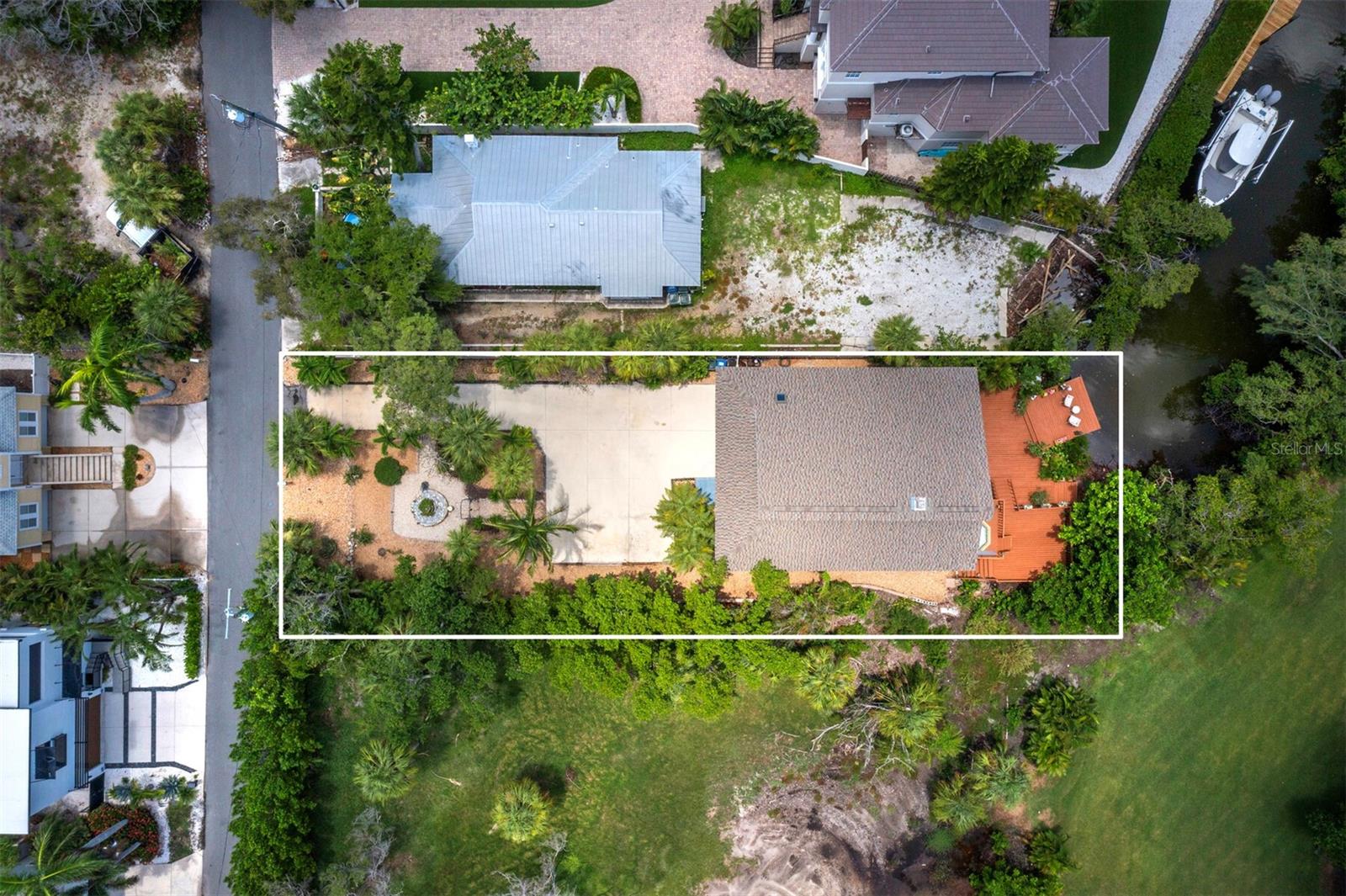 4114 ROBERTS POINT CIRCLE