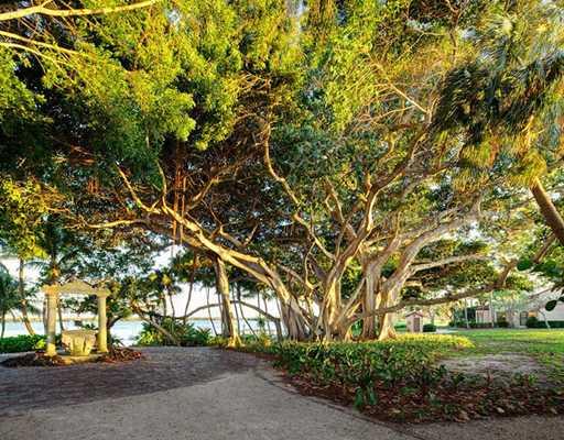 BURGESS ISLAND - Residential