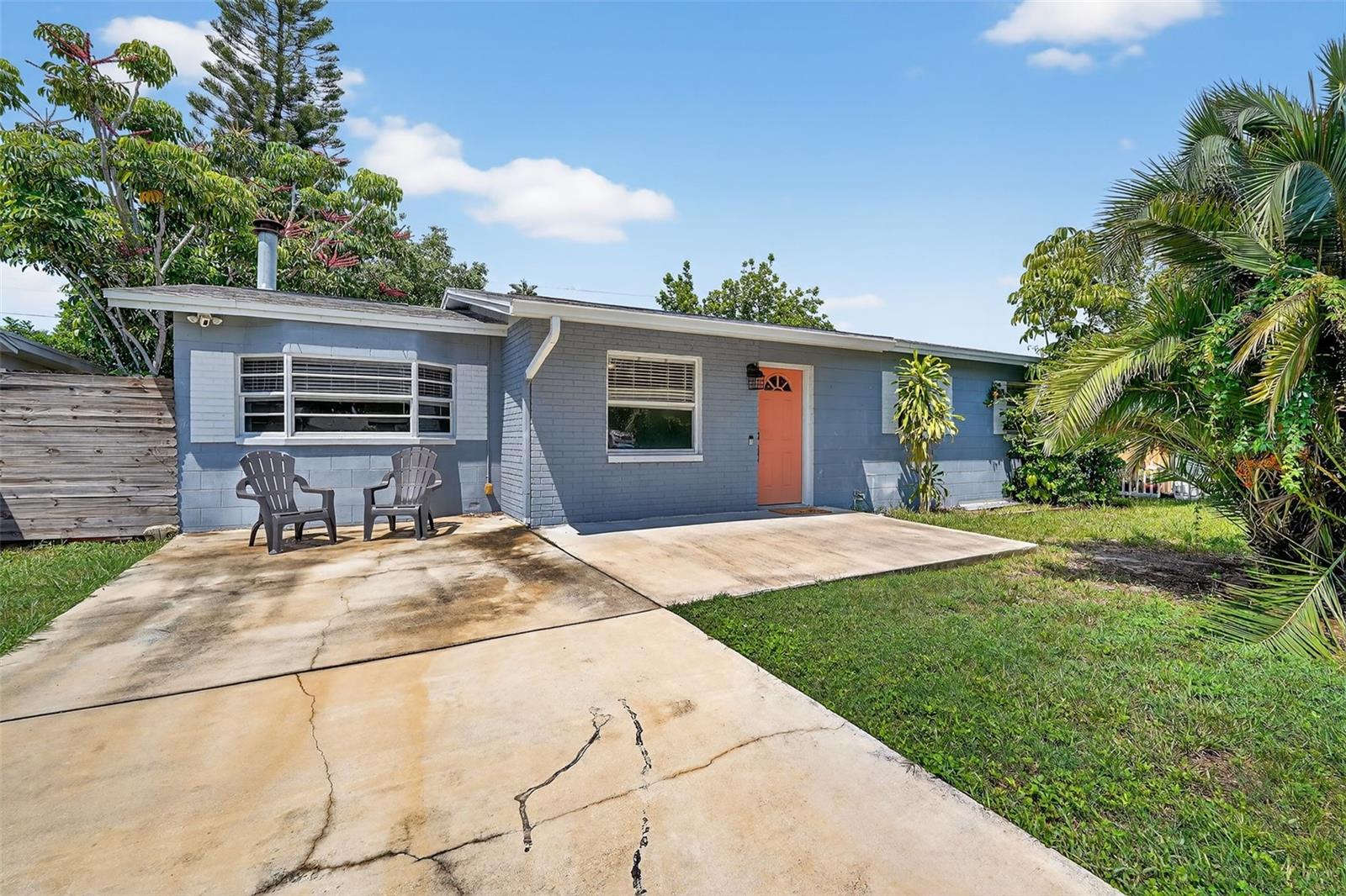 SEMINOLE LAKE VILLAGE 1ST ADD - Residential Lease