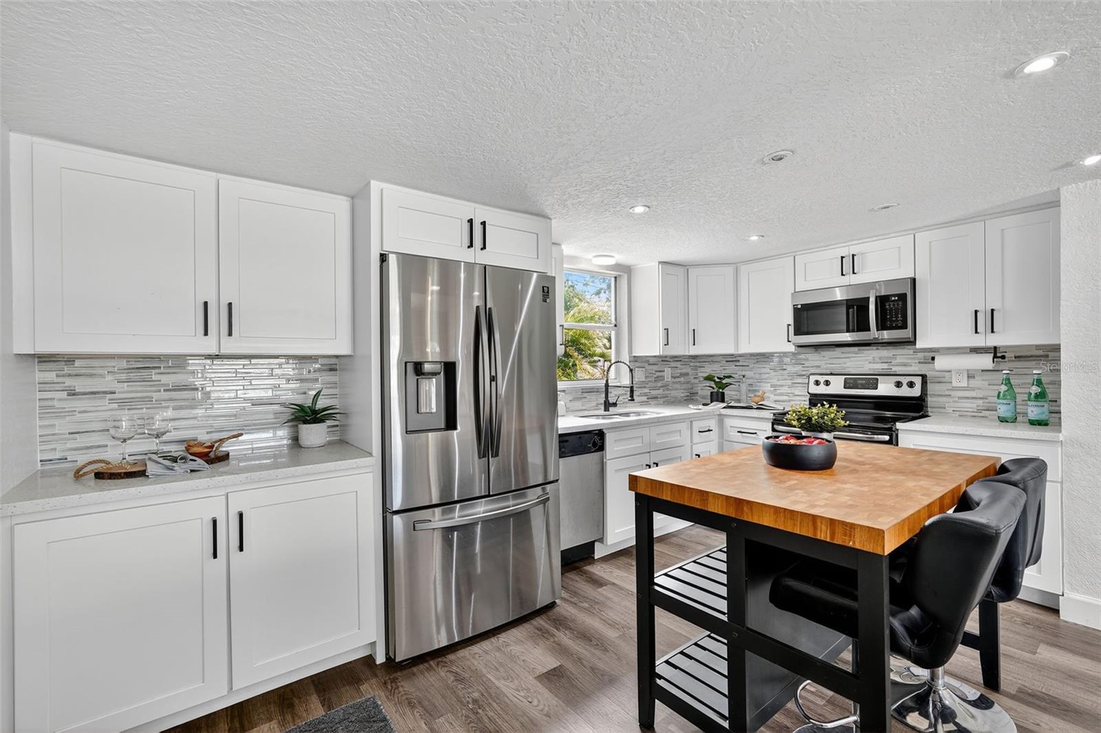 SEMINOLE LAKE VILLAGE 1ST ADD - Residential Lease