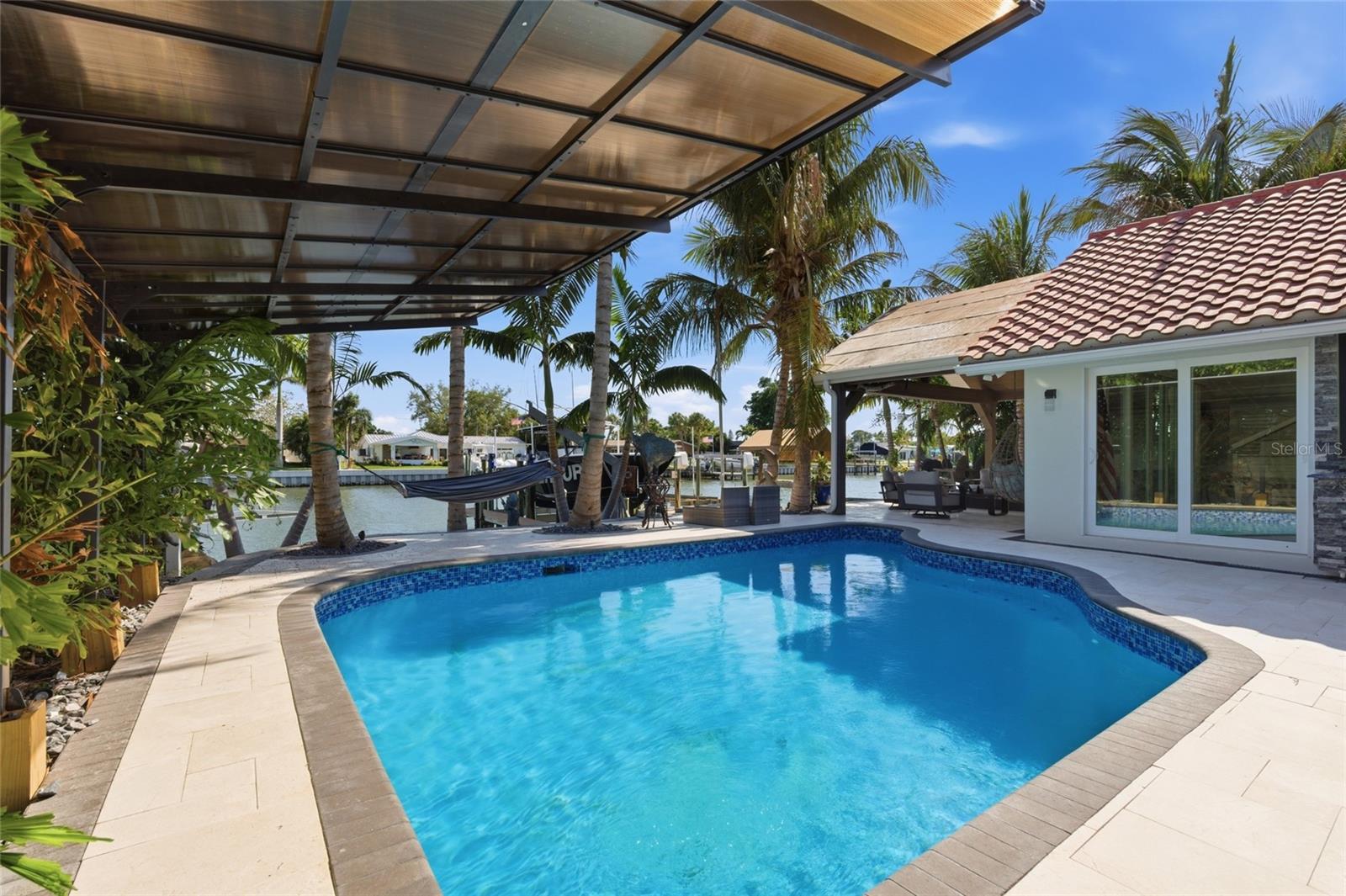 MAXIMO MOORINGS - Residential