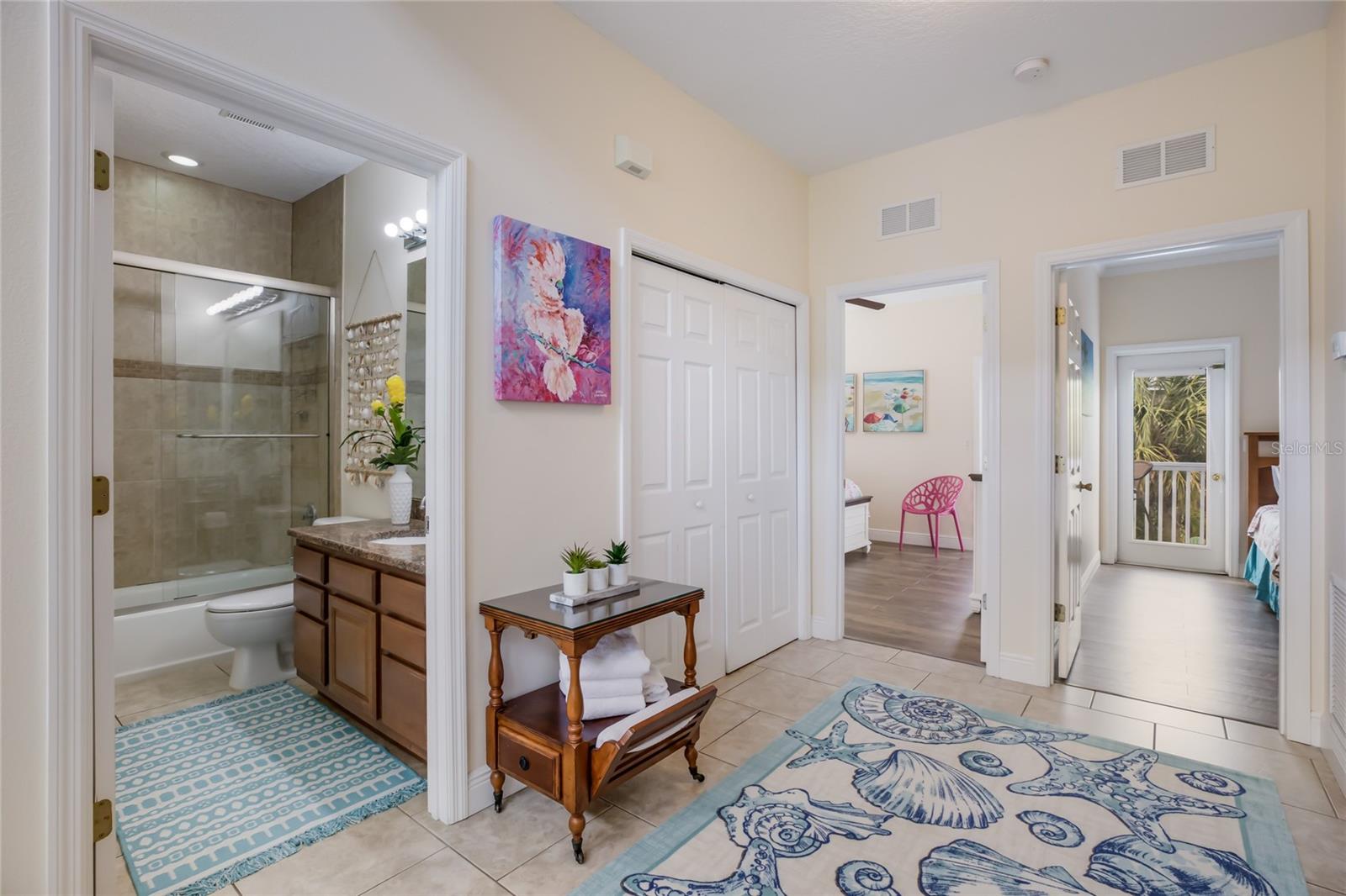 HOLMES BEACH - Residential