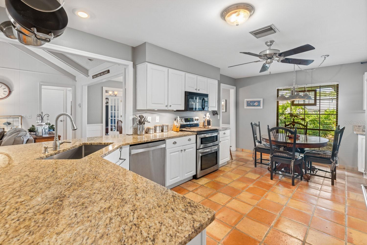 SWEETWATER OAKS SEC 18 - Residential