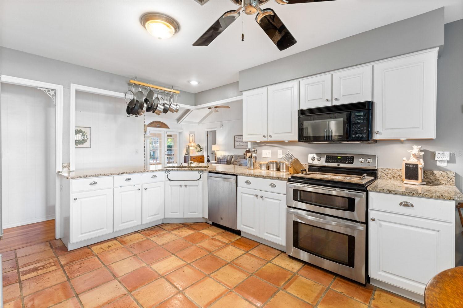 SWEETWATER OAKS SEC 18 - Residential