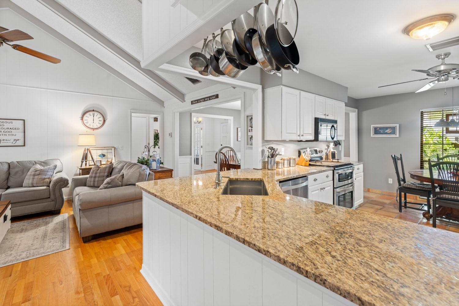 SWEETWATER OAKS SEC 18 - Residential