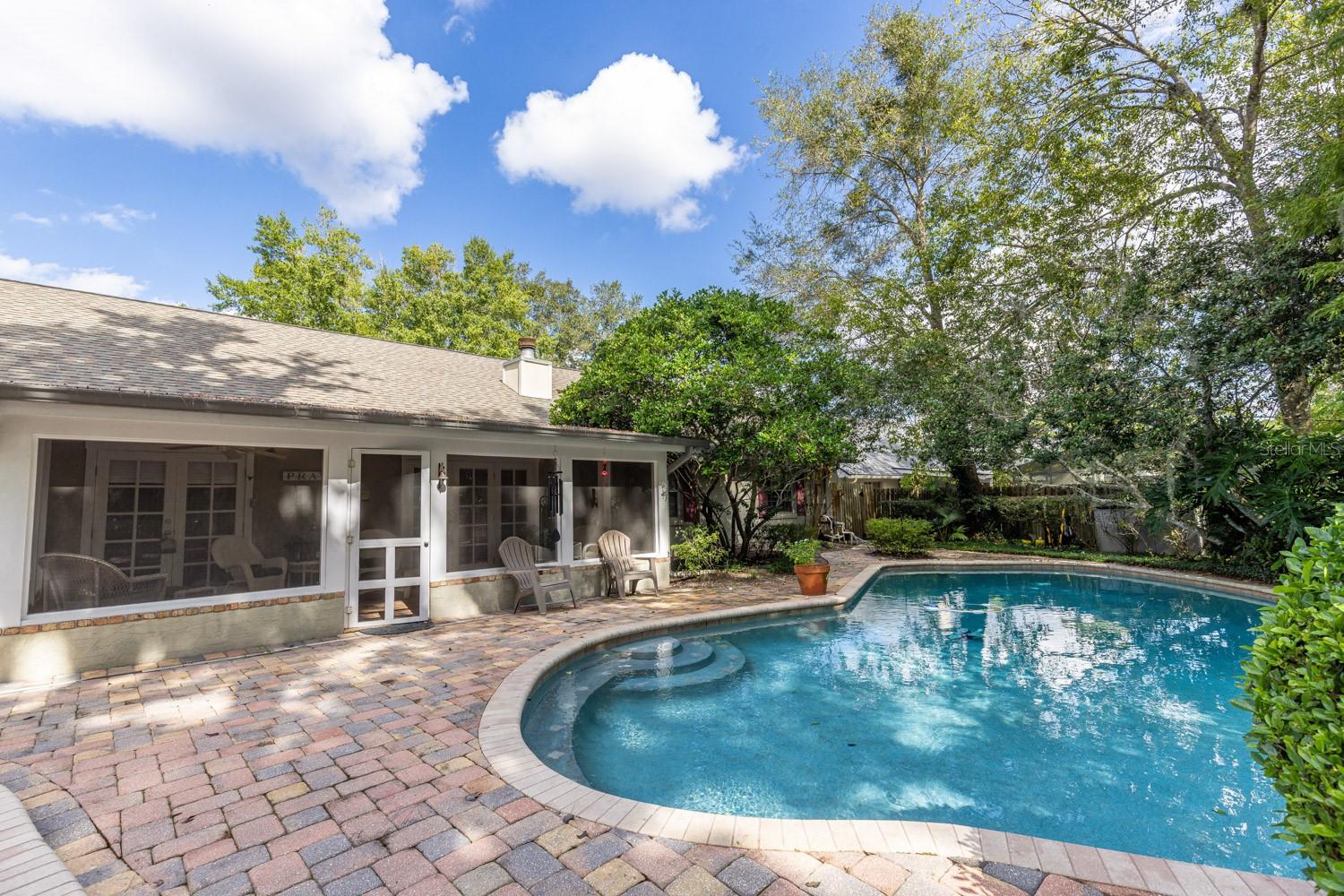 SWEETWATER OAKS SEC 18 - Residential