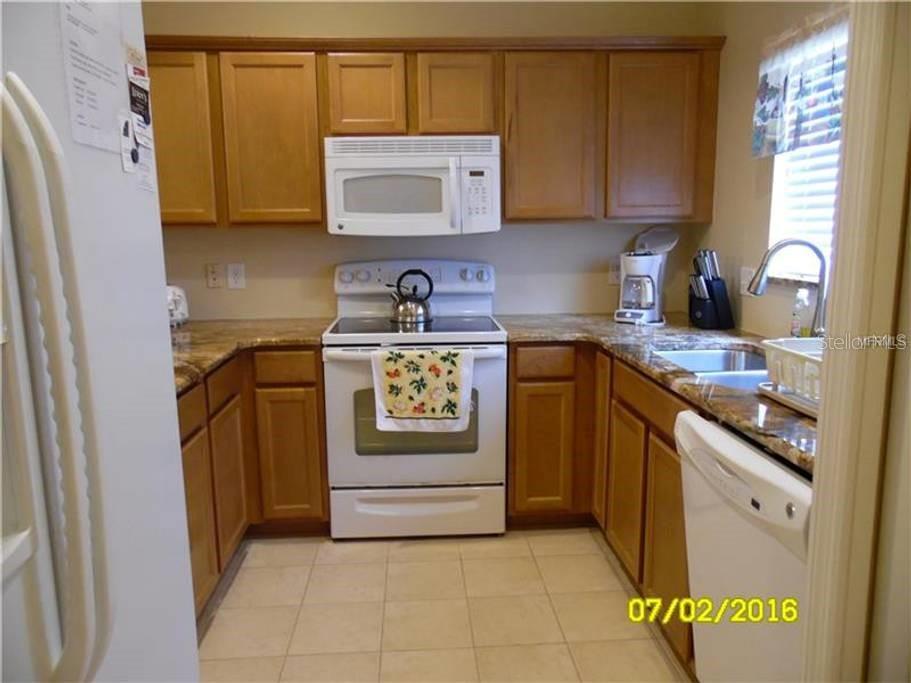 STONEYWOOD COVE - Residential Lease