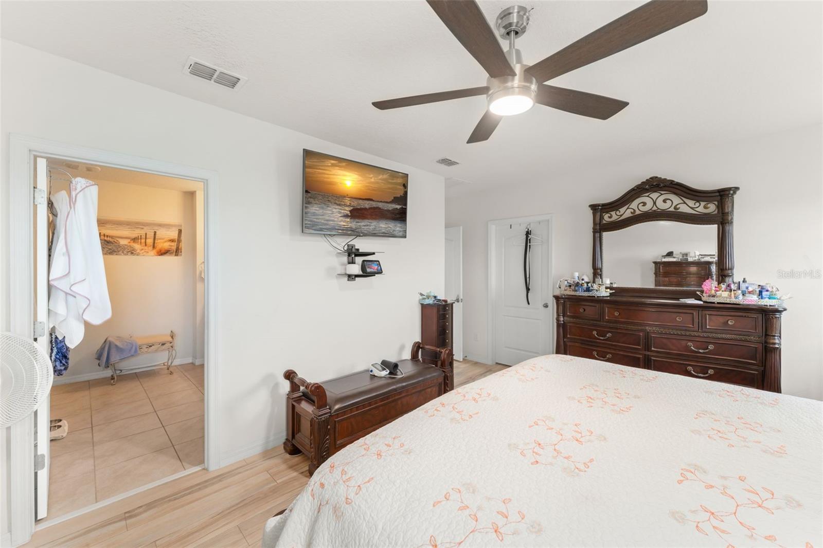 OAK TRAIL RESERVE - Residential