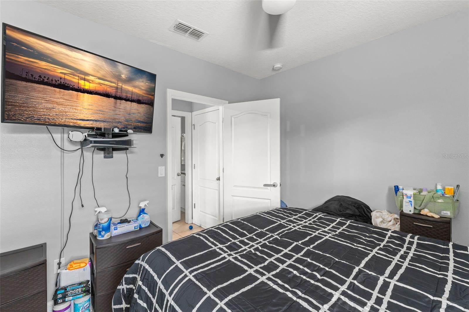 OAK TRAIL RESERVE - Residential