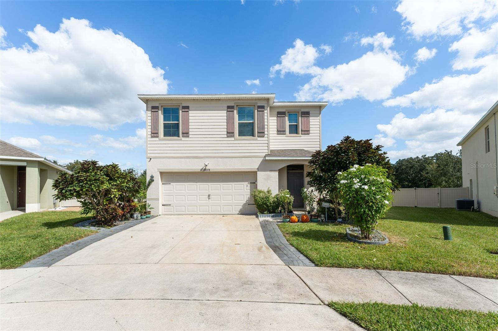 OAK TRAIL RESERVE - Residential