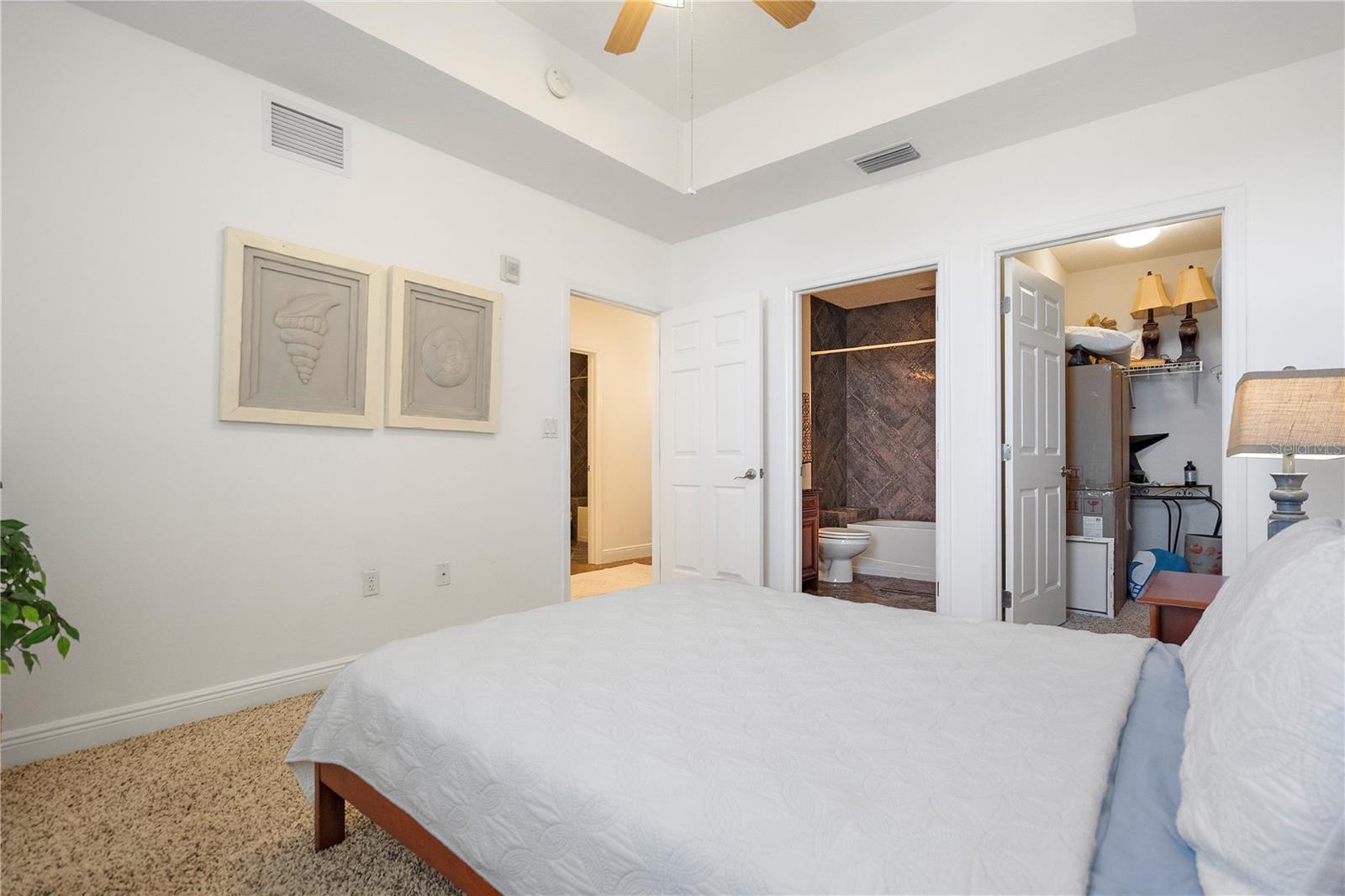 LAS BRISAS CONDO - Residential