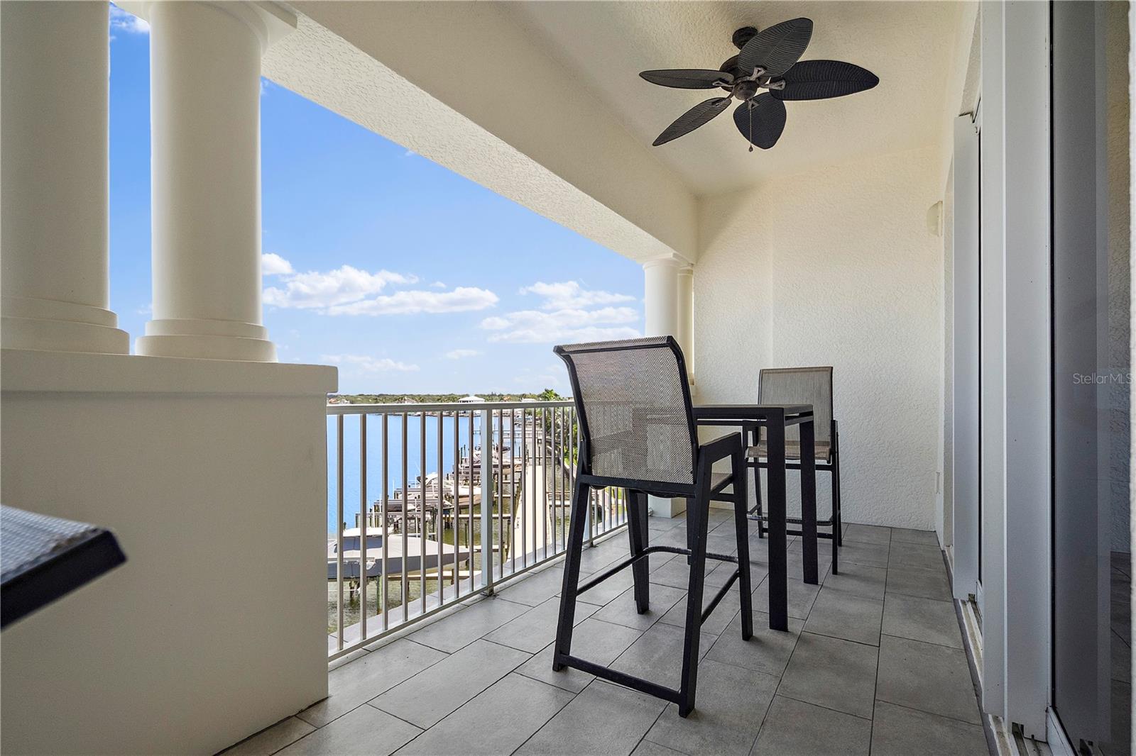 LAS BRISAS CONDO - Residential