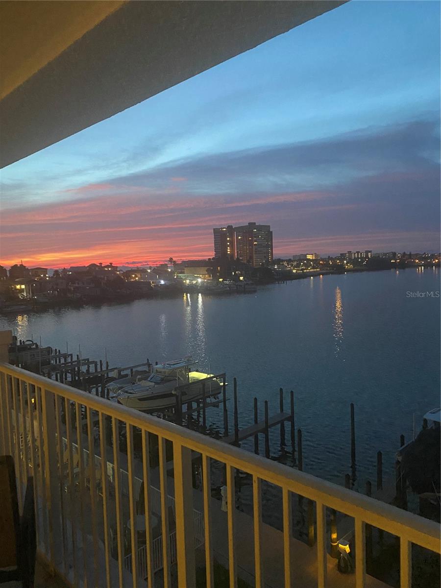 LAS BRISAS CONDO - Residential