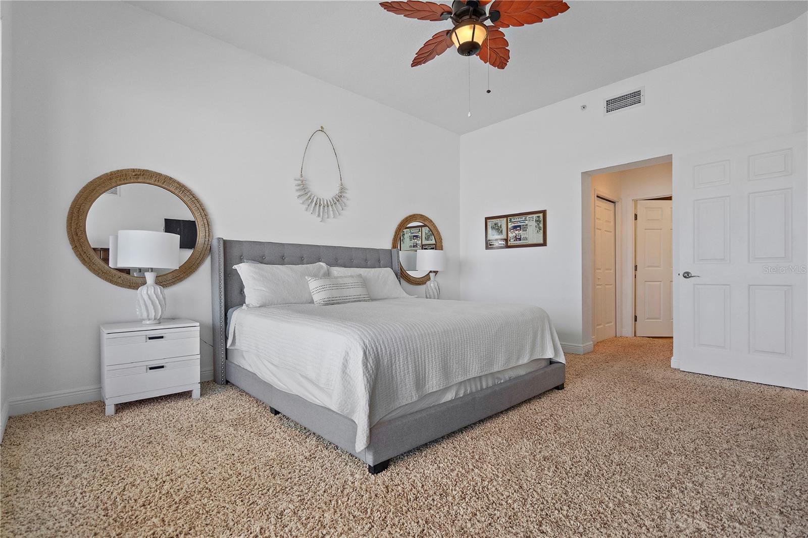 LAS BRISAS CONDO - Residential