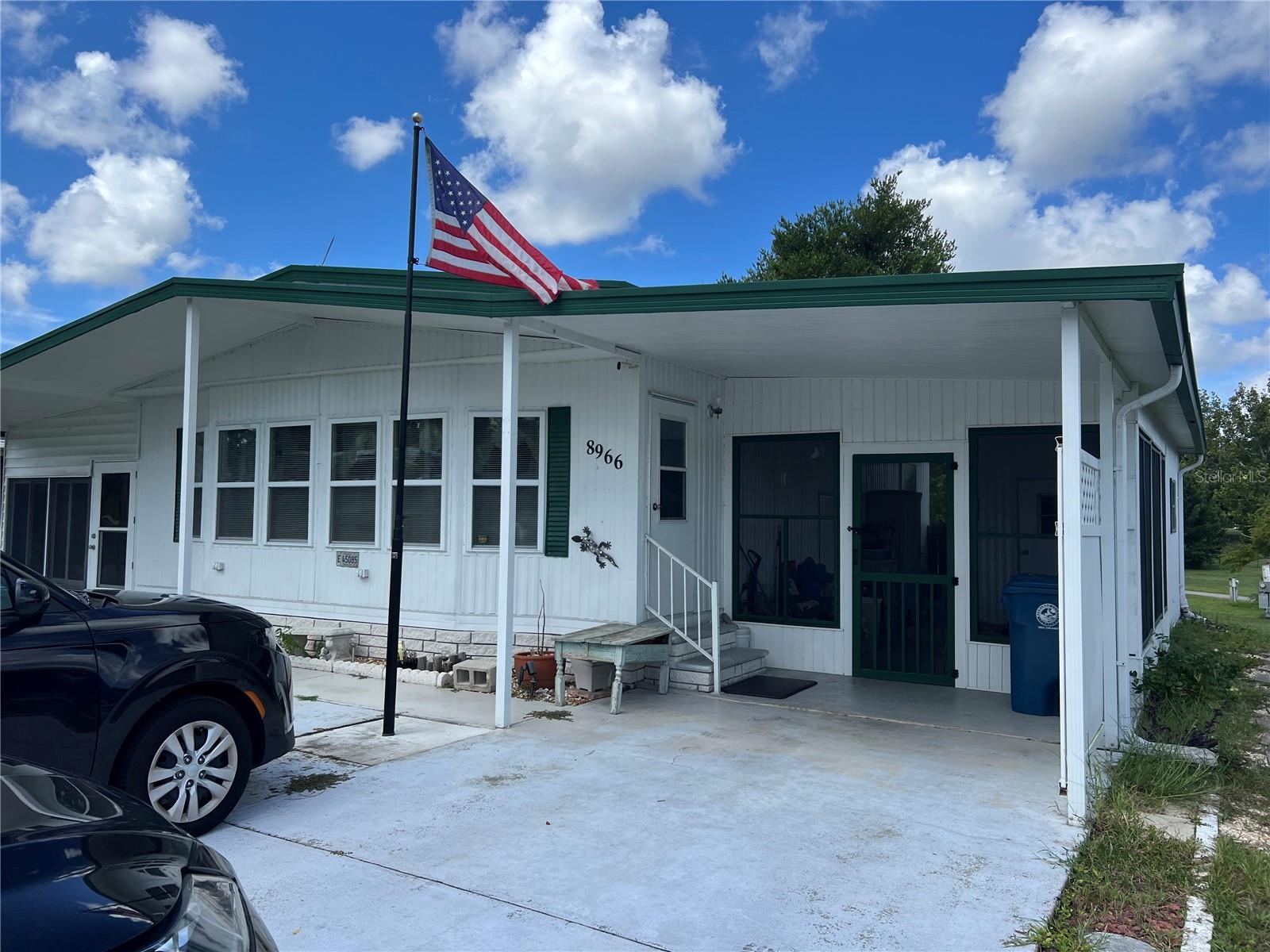 Photo 2 of 20 of 8966 HIGHPOINT BOULEVARD mobile home