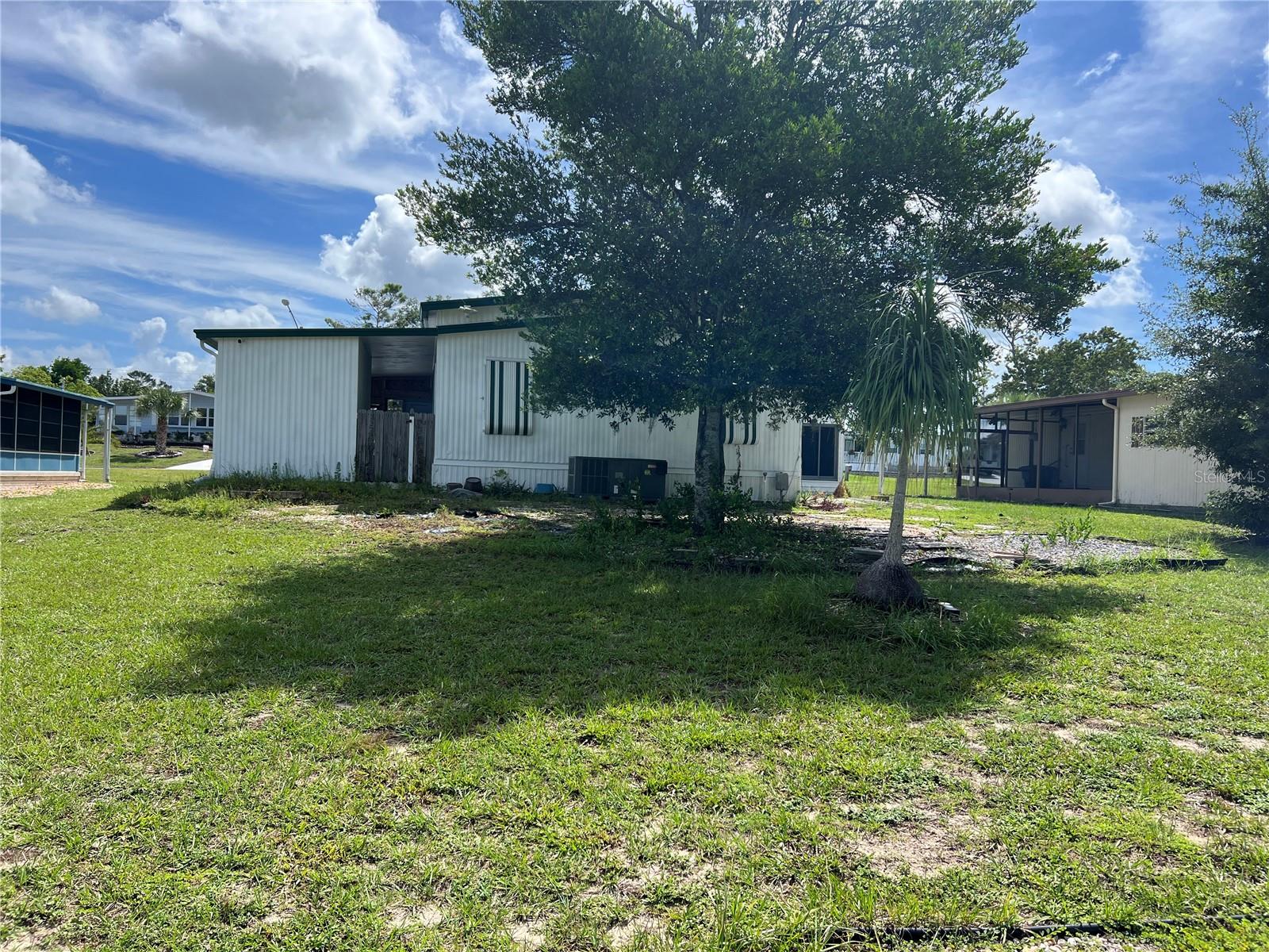 Photo 12 of 20 of 8966 HIGHPOINT BOULEVARD mobile home