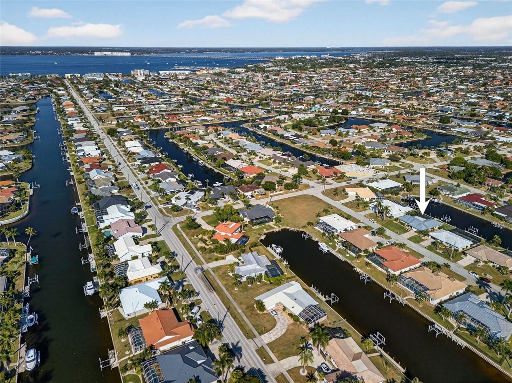 Photo of 926 Genoa Court, Punta Gorda, FL 33950 (MLS # C7518092)