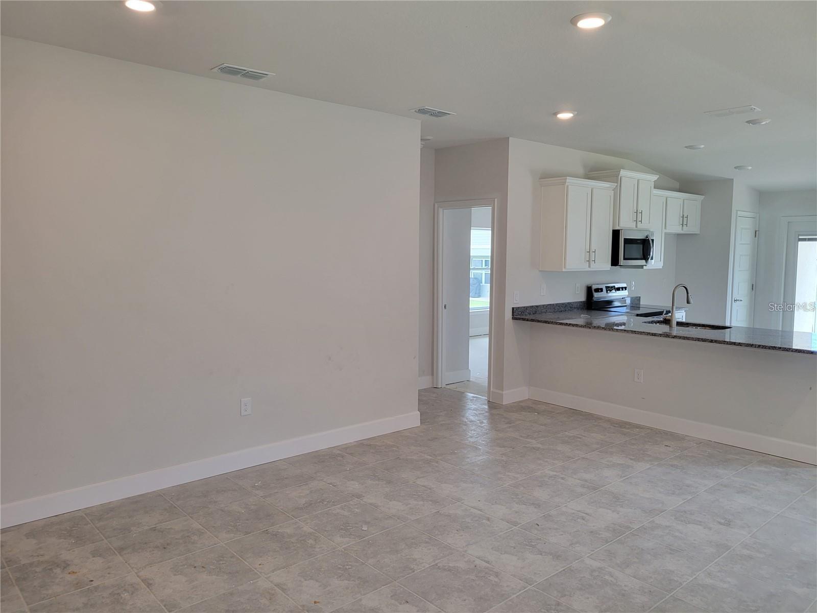 HIGHLAND HILLS - Residential