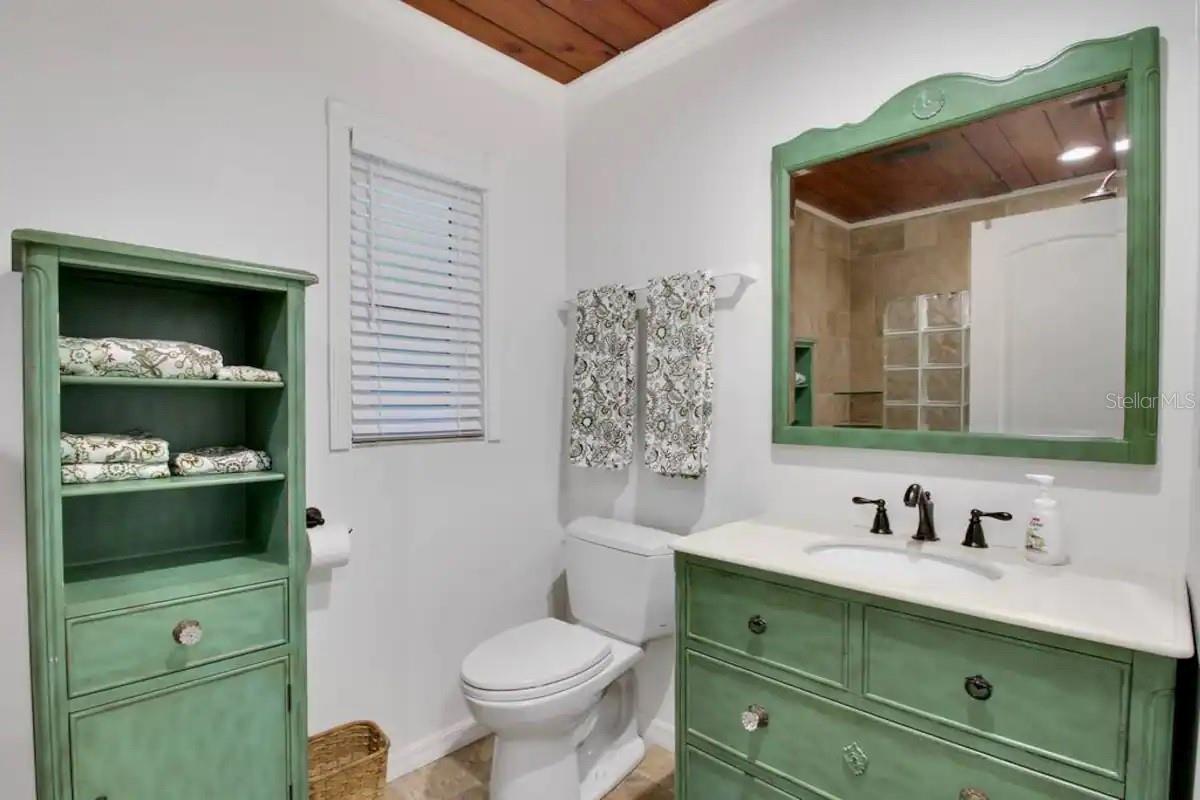 LEMON BAY ESTATES 01 - Residential Lease
