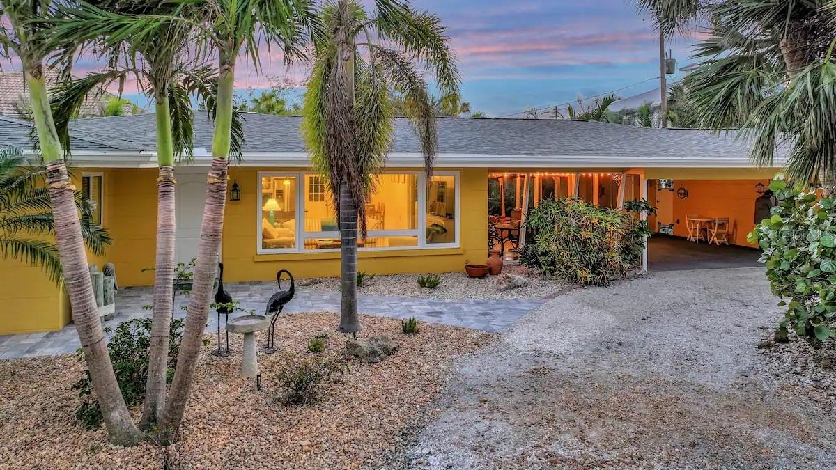 LEMON BAY ESTATES 01 - Residential Lease