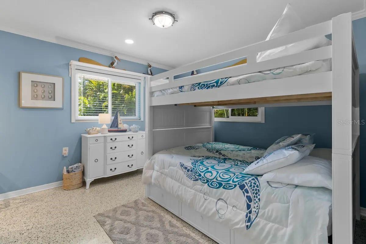 LEMON BAY ESTATES 01 - Residential Lease